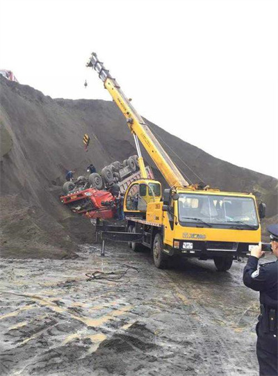 龙胜上犹道路救援